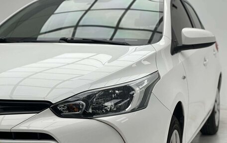 Toyota Yaris, 2022 год, 950 000 рублей, 5 фотография