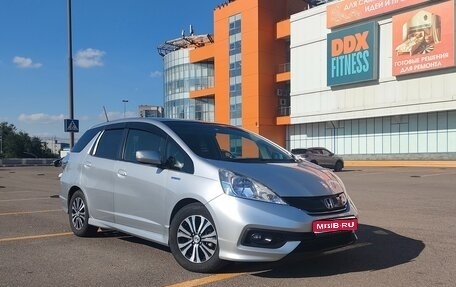 Honda Fit Shuttle I рестайлинг, 2014 год, 1 220 000 рублей, 1 фотография
