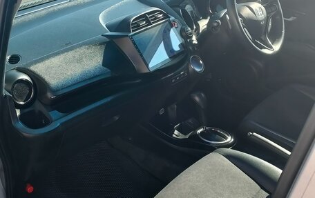 Honda Fit Shuttle I рестайлинг, 2014 год, 1 220 000 рублей, 13 фотография