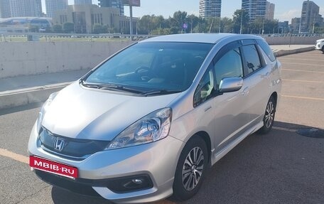 Honda Fit Shuttle I рестайлинг, 2014 год, 1 220 000 рублей, 20 фотография