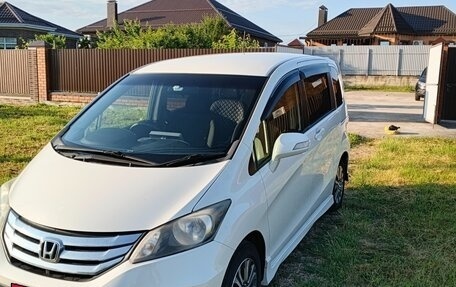 Honda Freed I, 2012 год, 1 150 000 рублей, 7 фотография