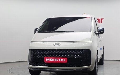 Hyundai Staria, 2025 год, 6 308 679 рублей, 2 фотография