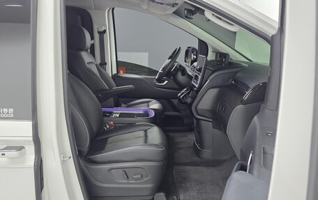 Hyundai Staria, 2025 год, 6 308 679 рублей, 9 фотография