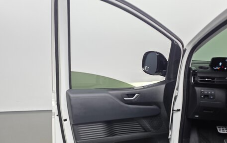 Hyundai Staria, 2025 год, 6 308 679 рублей, 7 фотография