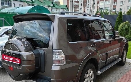 Mitsubishi Pajero IV, 2013 год, 2 480 000 рублей, 5 фотография