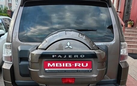 Mitsubishi Pajero IV, 2013 год, 2 480 000 рублей, 6 фотография