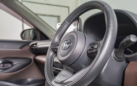 Toyota Yaris Cross, 2020 год, 2 289 000 рублей, 14 фотография