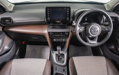 Toyota Yaris Cross, 2020 год, 2 289 000 рублей, 11 фотография