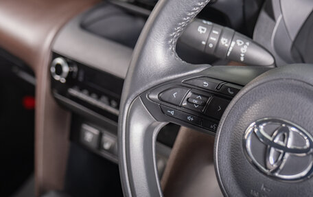 Toyota Yaris Cross, 2020 год, 2 289 000 рублей, 15 фотография