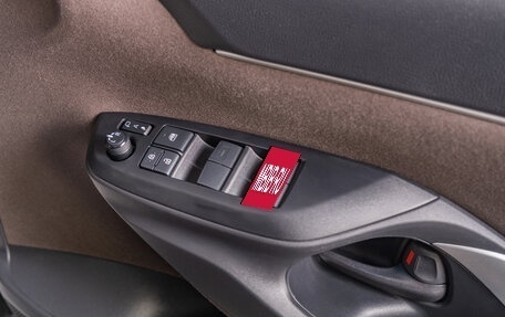 Toyota Yaris Cross, 2020 год, 2 289 000 рублей, 8 фотография