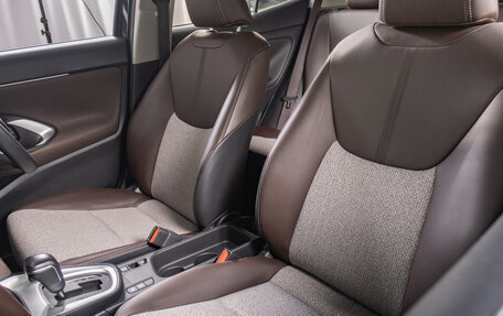 Toyota Yaris Cross, 2020 год, 2 289 000 рублей, 22 фотография