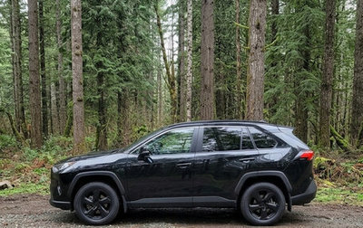 Toyota RAV4, 2021 год, 2 850 000 рублей, 1 фотография