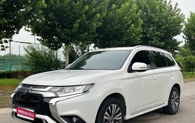 Mitsubishi Outlander III рестайлинг 3, 2022 год, 2 350 008 рублей, 1 фотография