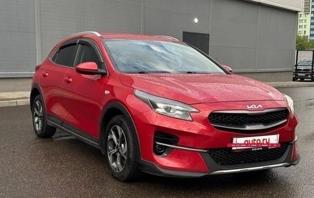 KIA XCeed I, 2021 год, 1 850 000 рублей, 3 фотография