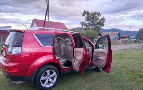 Mitsubishi Outlander III рестайлинг 3, 2008 год, 999 777 рублей, 6 фотография