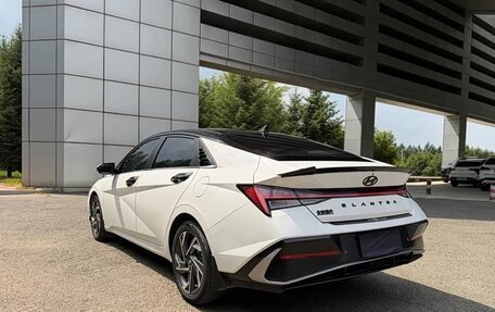 Hyundai Elantra, 2023 год, 1 333 000 рублей, 5 фотография