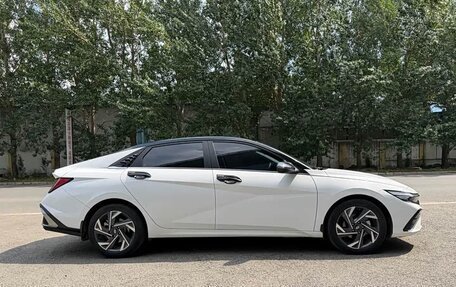 Hyundai Elantra, 2023 год, 1 333 000 рублей, 4 фотография