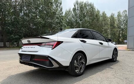Hyundai Elantra, 2023 год, 1 333 000 рублей, 7 фотография