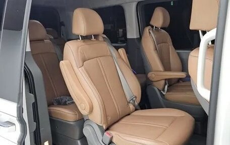 Hyundai Staria, 2024 год, 6 825 430 рублей, 11 фотография