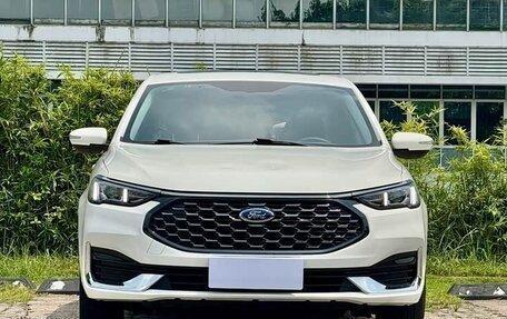 Ford Focus IV, 2021 год, 1 180 008 рублей, 2 фотография