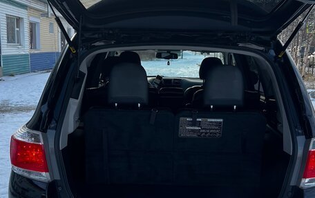 Toyota Highlander III, 2013 год, 2 150 000 рублей, 11 фотография