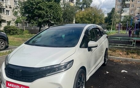 Honda Shuttle II, 2018 год, 1 450 000 рублей, 7 фотография