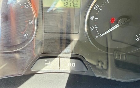 Skoda Fabia II, 2013 год, 800 000 рублей, 11 фотография