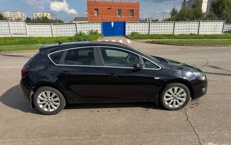 Opel Astra J, 2010 год, 590 000 рублей, 4 фотография