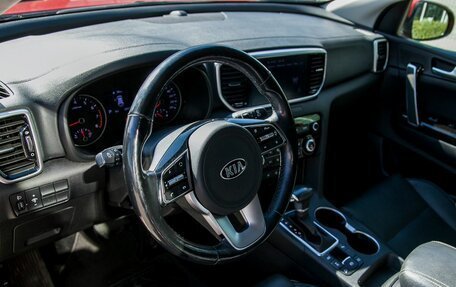 KIA Sportage IV рестайлинг, 2021 год, 2 700 000 рублей, 15 фотография