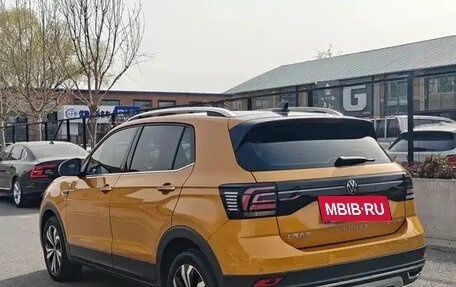 Volkswagen T-Cross I, 2022 год, 1 320 004 рублей, 8 фотография