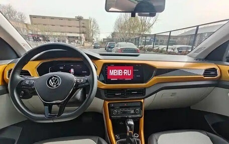 Volkswagen T-Cross I, 2022 год, 1 320 004 рублей, 28 фотография