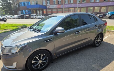 KIA Rio III рестайлинг, 2011 год, 600 000 рублей, 3 фотография
