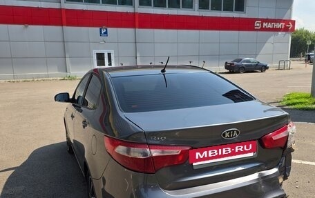 KIA Rio III рестайлинг, 2011 год, 600 000 рублей, 5 фотография