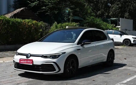 Volkswagen Golf VIII, 2022 год, 1 710 000 рублей, 1 фотография