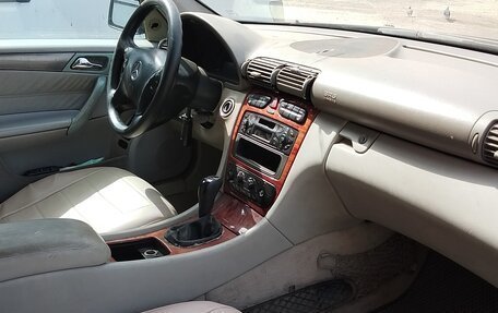 Mercedes-Benz C-Класс, 2001 год, 200 000 рублей, 10 фотография
