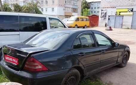 Mercedes-Benz C-Класс, 2001 год, 200 000 рублей, 6 фотография