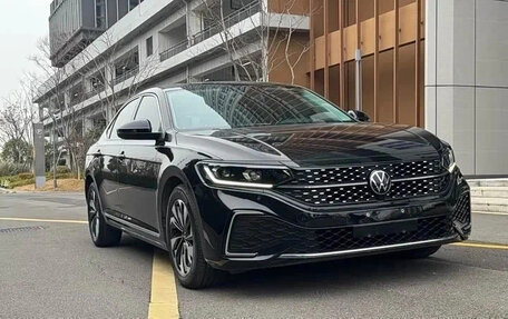 Volkswagen Passat B8 рестайлинг, 2023 год, 1 790 007 рублей, 3 фотография