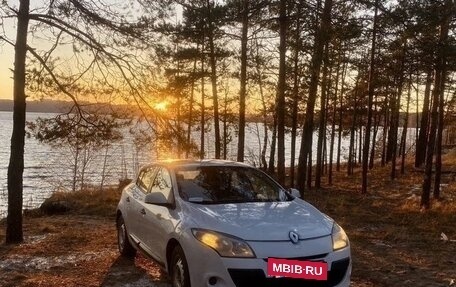 Renault Megane III, 2009 год, 300 000 рублей, 16 фотография