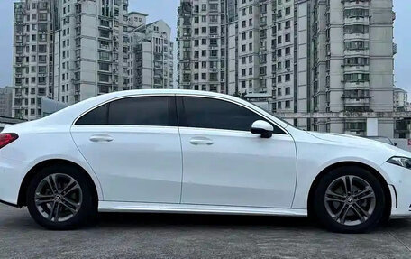 Mercedes-Benz A-Класс, 2022 год, 1 690 004 рублей, 8 фотография