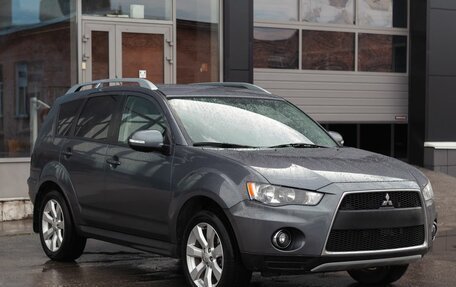 Mitsubishi Outlander III рестайлинг 3, 2010 год, 1 250 000 рублей, 5 фотография