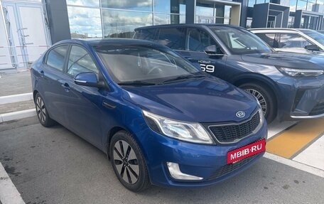 KIA Rio III рестайлинг, 2011 год, 695 000 рублей, 2 фотография