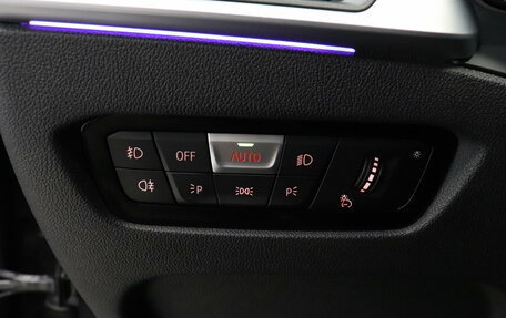 BMW 3 серия, 2019 год, 3 590 000 рублей, 21 фотография