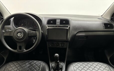 Volkswagen Polo VI (EU Market), 2013 год, 750 000 рублей, 13 фотография
