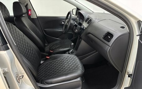 Volkswagen Polo VI (EU Market), 2013 год, 750 000 рублей, 16 фотография