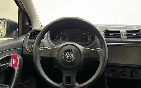 Volkswagen Polo VI (EU Market), 2013 год, 750 000 рублей, 14 фотография