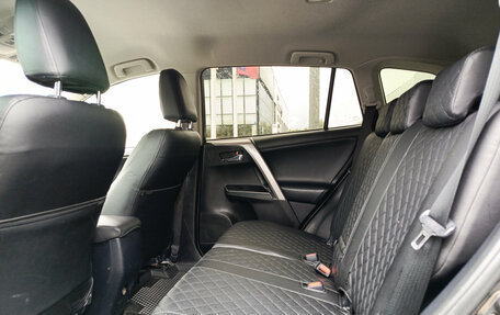 Toyota RAV4, 2017 год, 2 290 000 рублей, 12 фотография