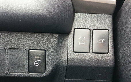 Toyota RAV4, 2017 год, 2 290 000 рублей, 21 фотография