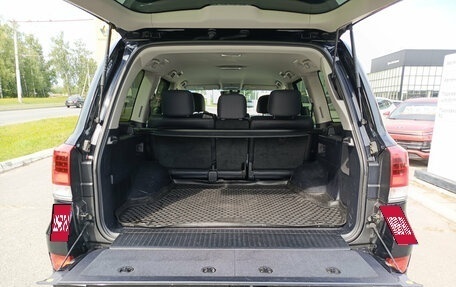 Toyota Land Cruiser 200, 2018 год, 5 479 000 рублей, 10 фотография