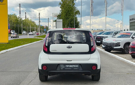KIA Soul II рестайлинг, 2018 год, 1 276 000 рублей, 6 фотография