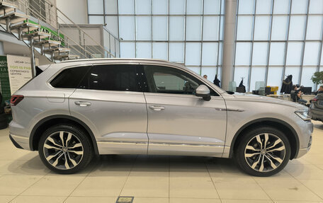 Volkswagen Touareg III, 2020 год, 4 670 000 рублей, 5 фотография